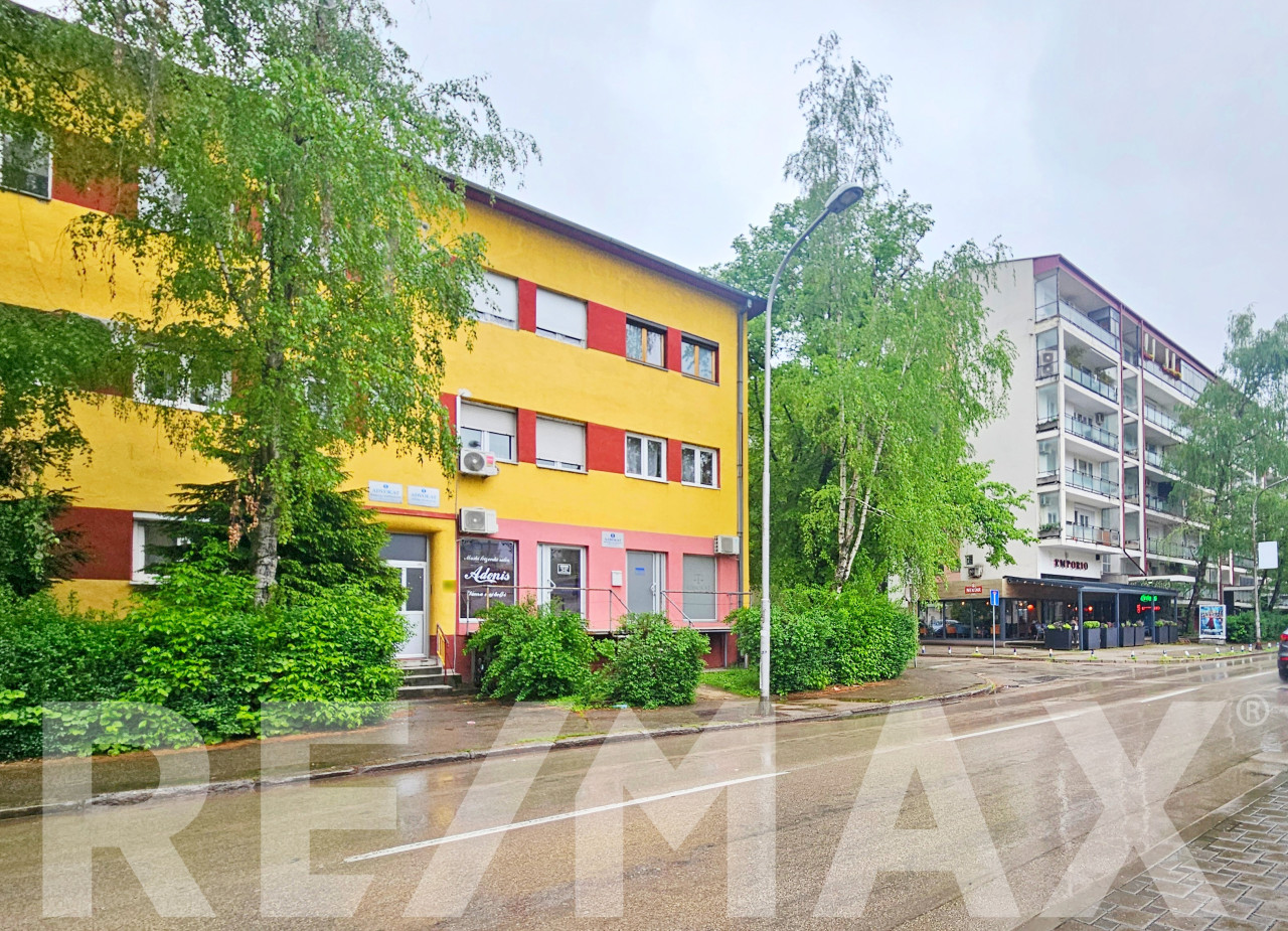 Izdaje se šarmantno potkrovlje/98m2/ CENTAR
