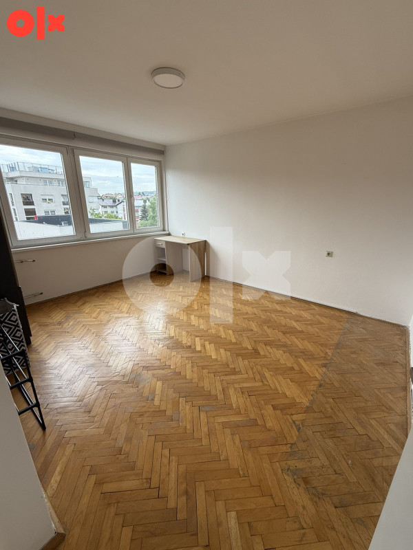Dvosoban stan 54m2 - Centar Vojvode Momčila 3