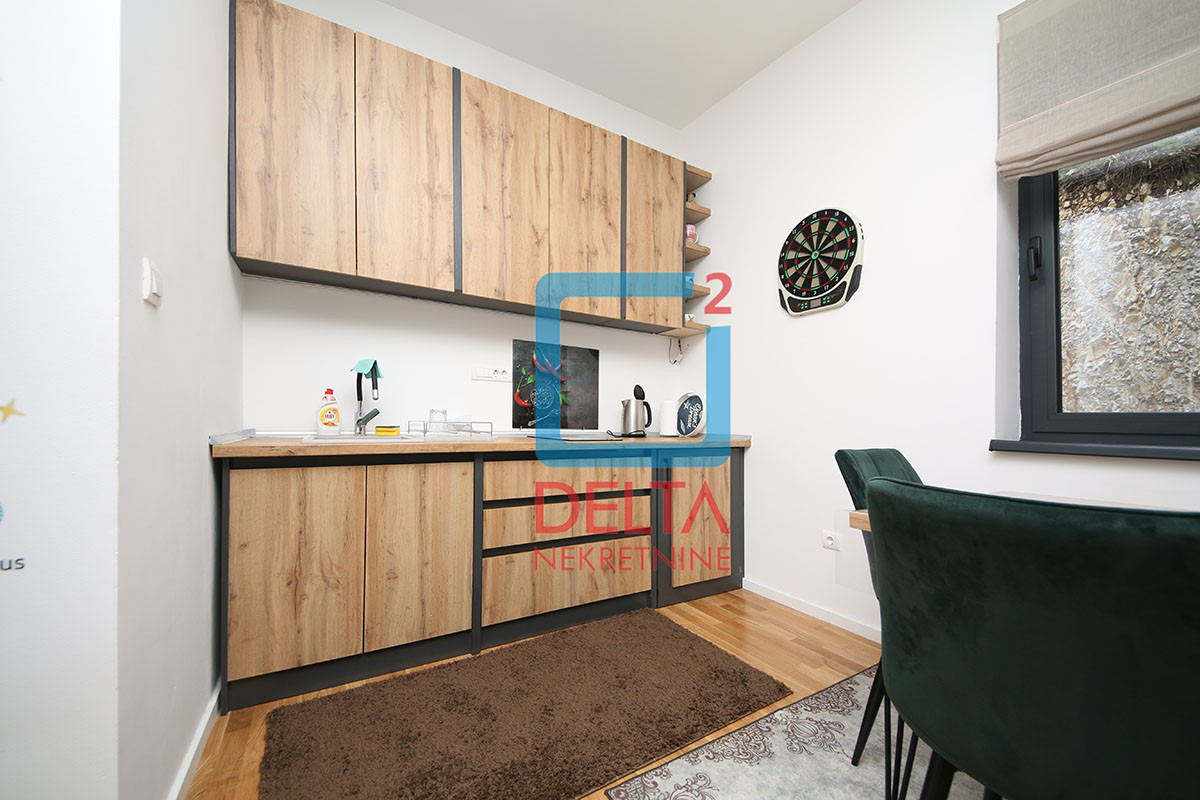 Namješten dvosoban apartman / 44 m2 / Bjelašnica 6