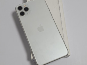 IPHONE 11 Pro max 64GB 92% Baterija Kao Novo Garancija