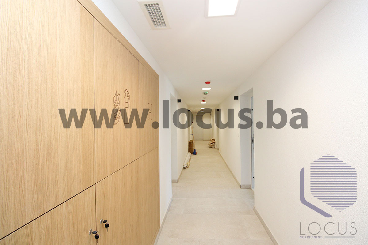 LOCUS: NOVOGRADNJA! Trosobni dvoetažni apartman, Bjelašnica 19