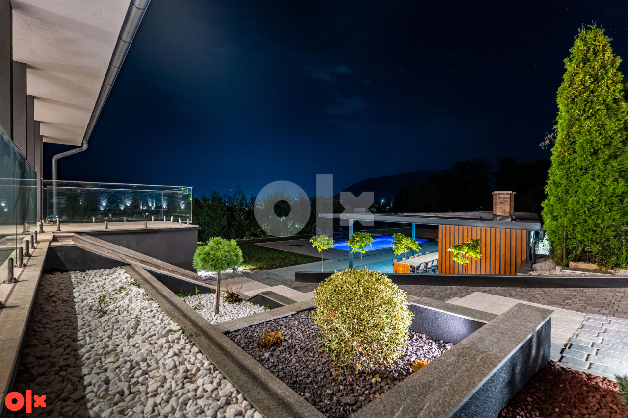Hillmax Residence Luksuzna smart vila sa bazenom - Widok 6