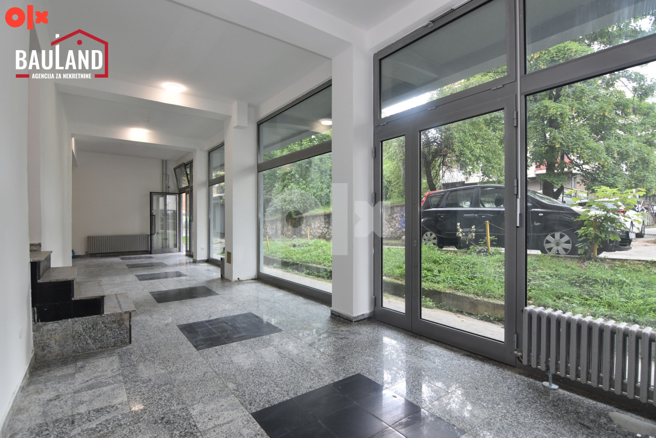 Višenamjenski poslovni prostor, prizemlje / ul. Alipašina, Centar