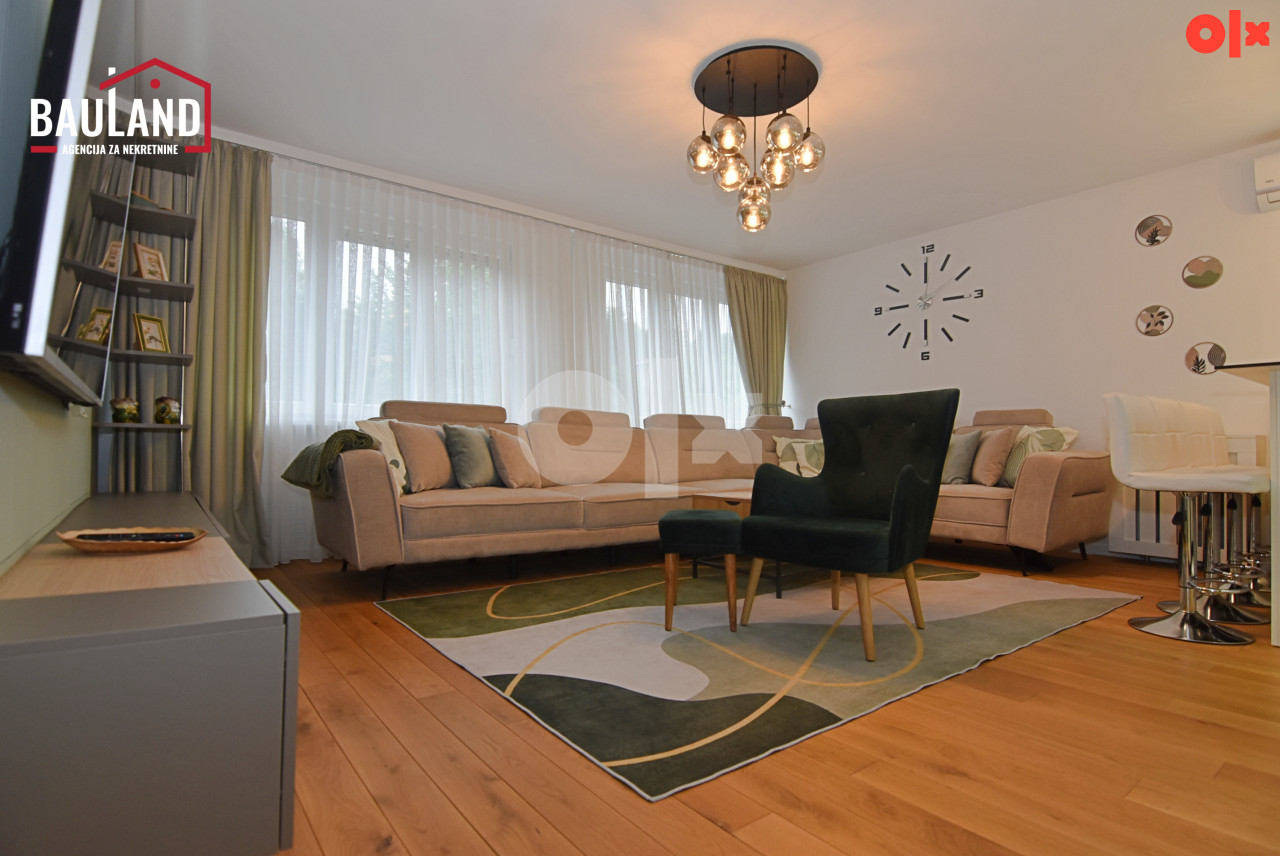 Lijep četverosoban stan, 92m2 / ul. Alipašina, Centar
