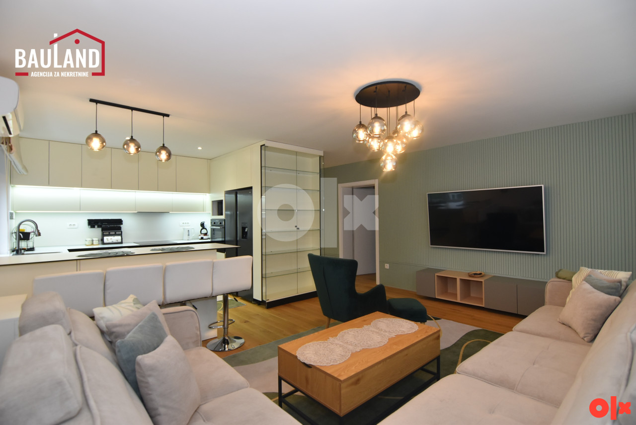 Lijep četverosoban stan, 92m2 / ul. Alipašina, Centar 3