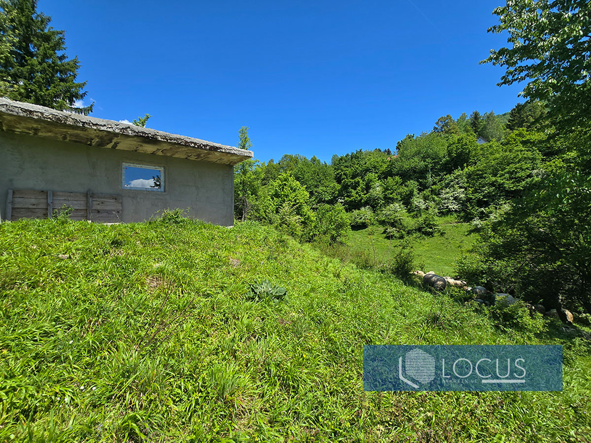LOCUS: Zemljište površine 8.291m2, Ušivak, Hadžići 5
