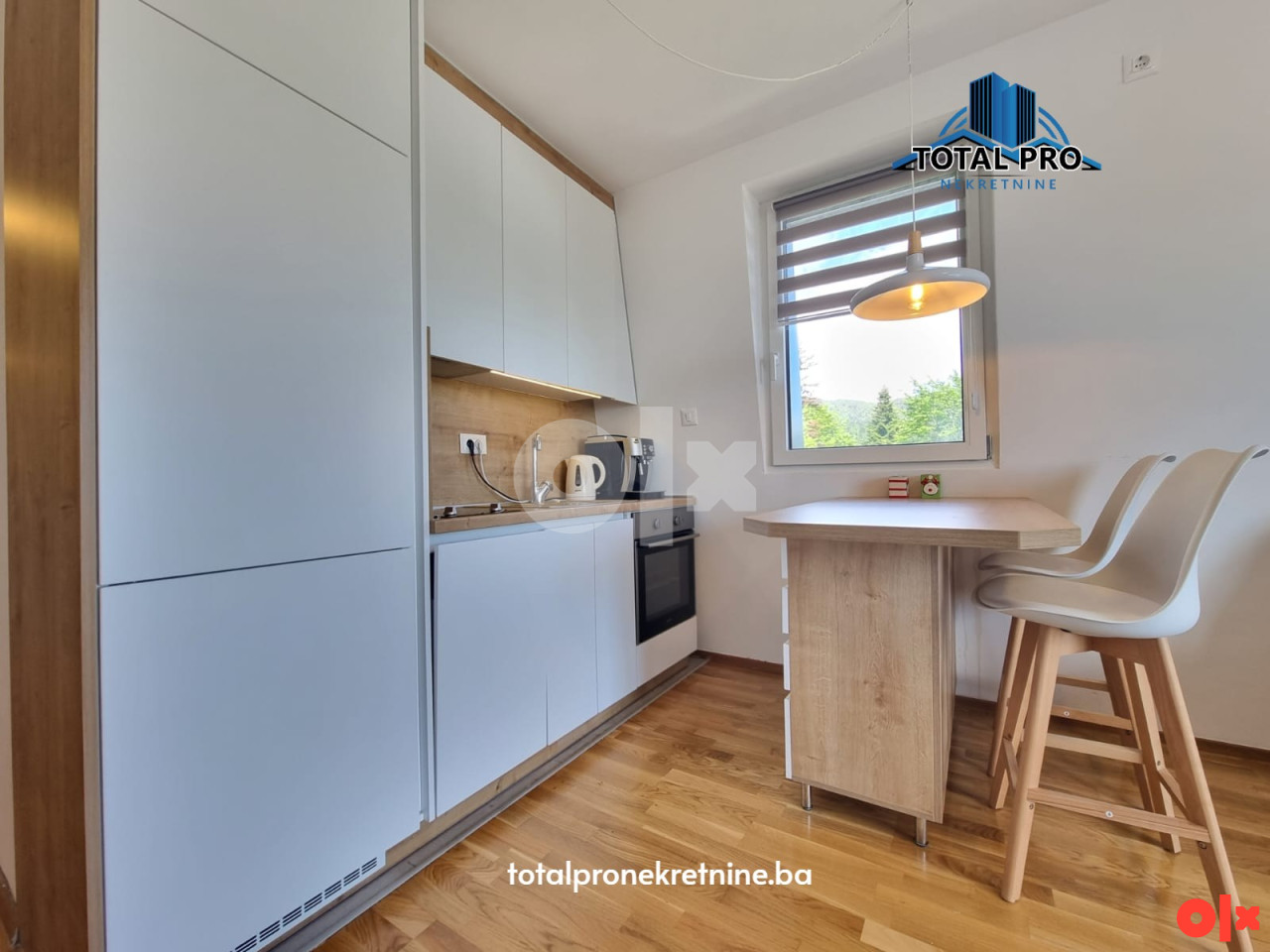 TOTAL PRO / Trosoban apartman sa skijašnicom 46m2 / Bjelašnica 10