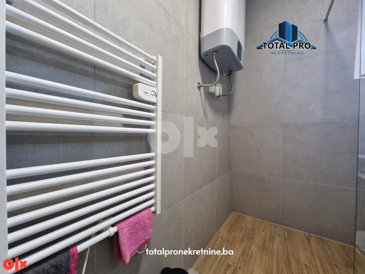 TOTAL PRO / Trosoban apartman sa skijašnicom 46m2 / Bjelašnica 17
