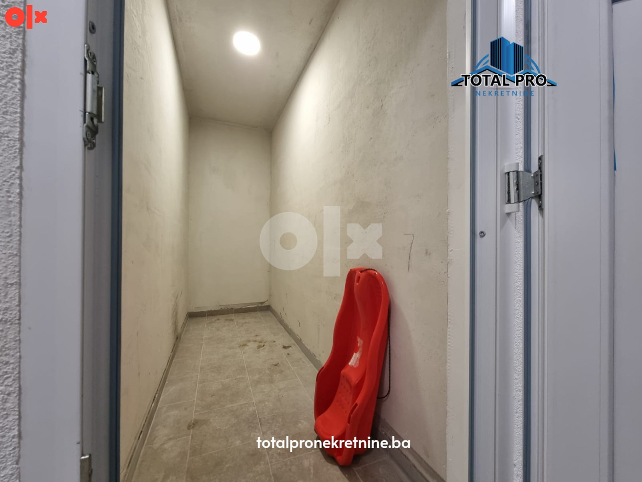 TOTAL PRO / Trosoban apartman sa skijašnicom 46m2 / Bjelašnica 24