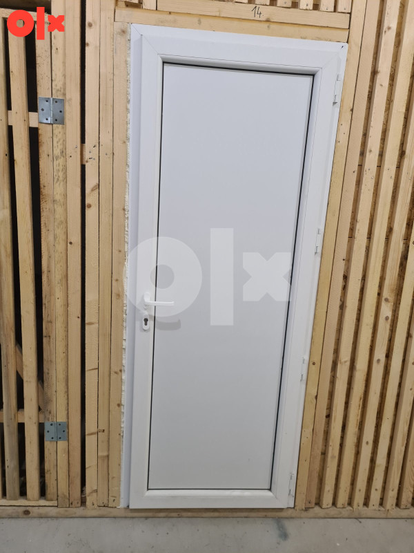 Poslovni prostor Banovići 16m2 4
