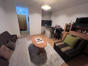 [IZDAVANJE] Stan-Garsonjera Dobrinja Sarajevo (citaj opis)