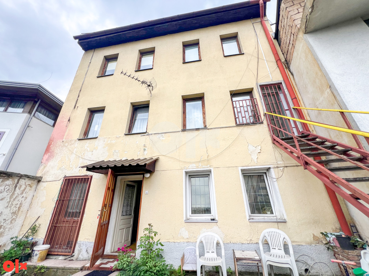 Kuća na 3 etaže Alifakovac Stari Grad 2
