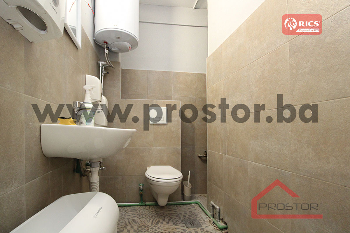 PROSTOR izdaje: Poslovni prostor, 94m2, Centar 5