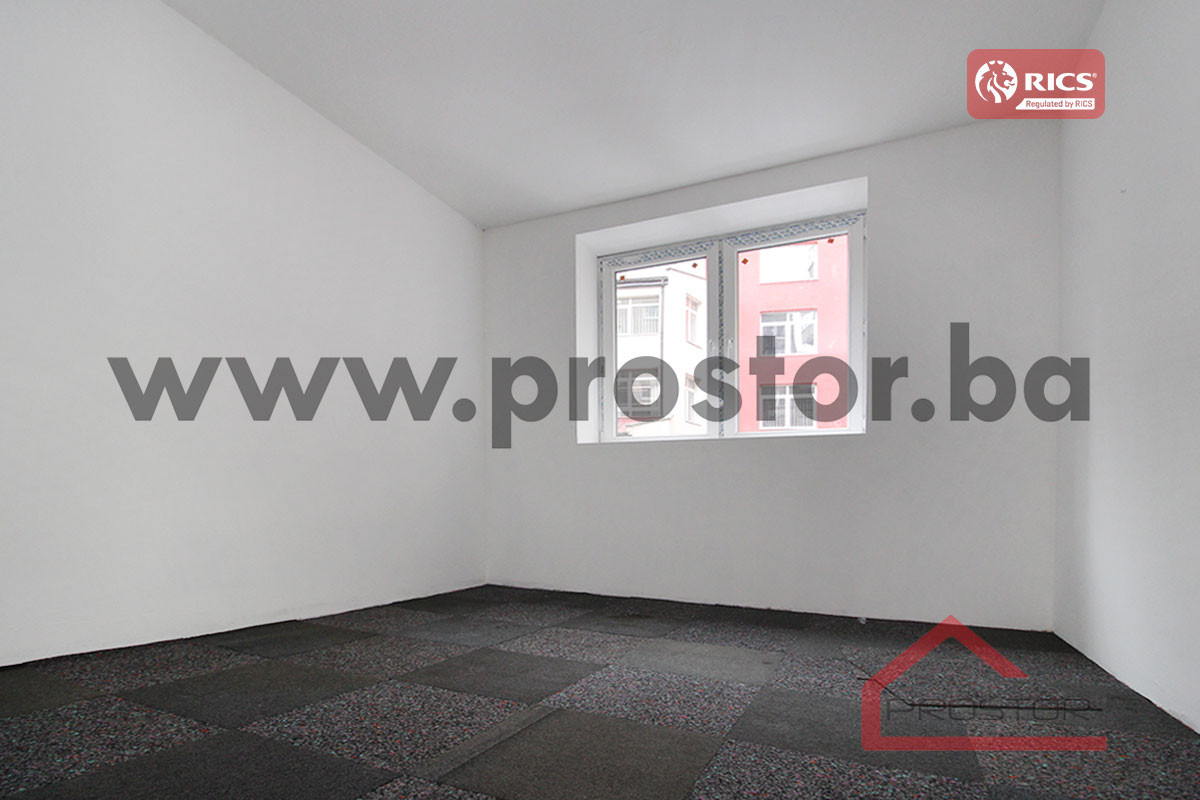 PROSTOR izdaje: Poslovni prostor, 94m2, Centar 6