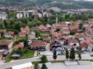 3 kuće u kompletu Visoko