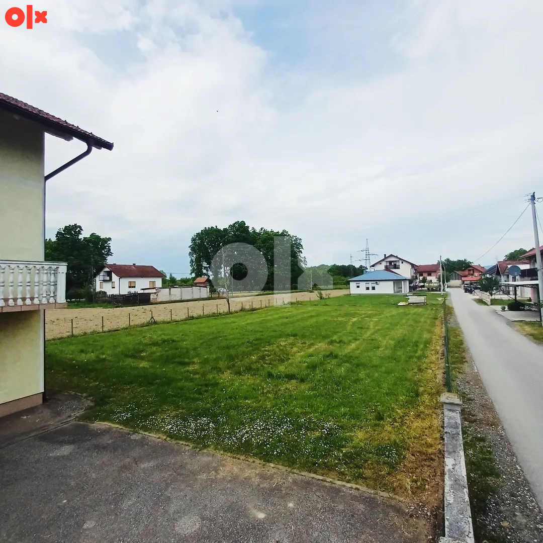 Kuća Prijedor(Petrovo) 270m2, plac 1000m2 4