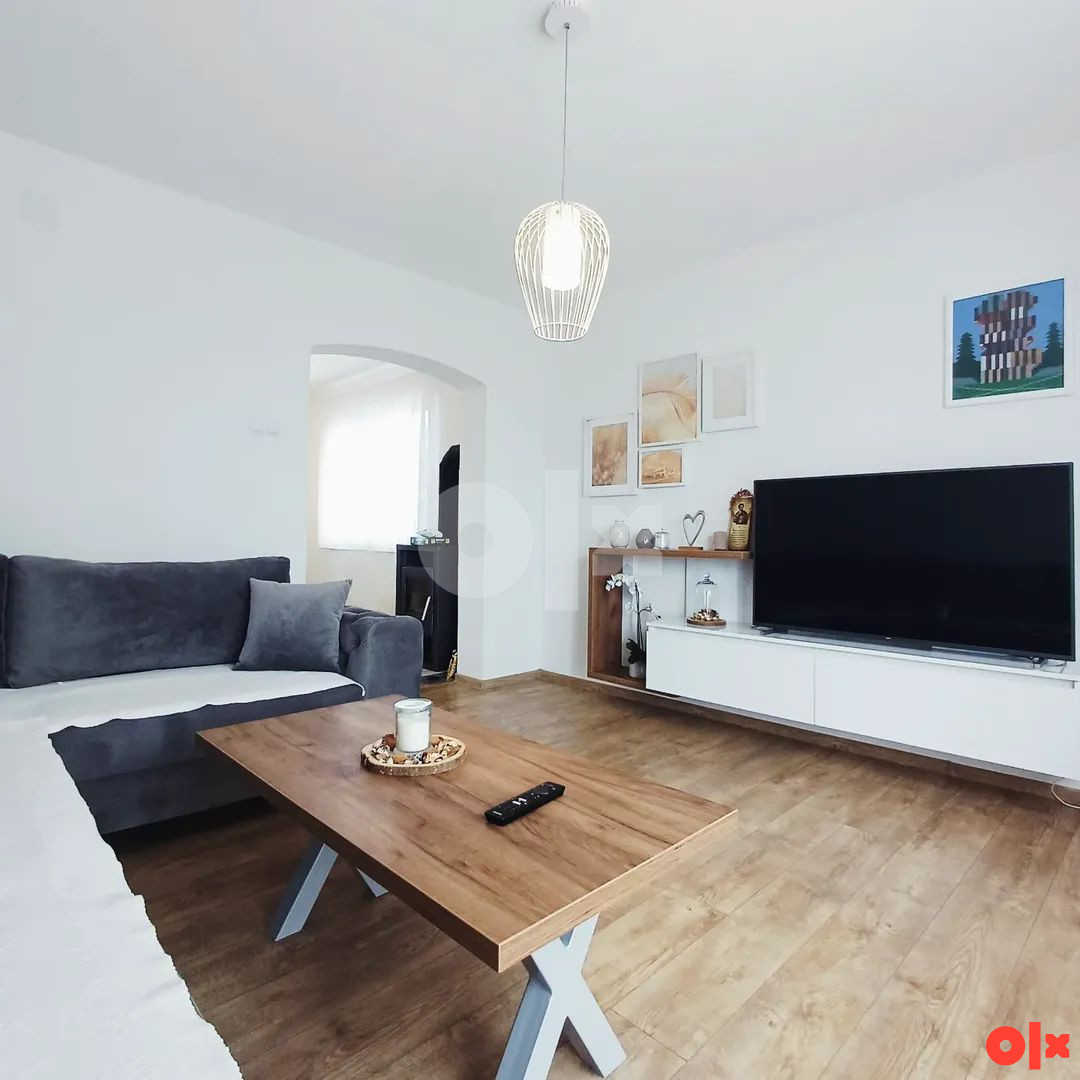 Kuća Prijedor(Petrovo) 270m2, plac 1000m2 6