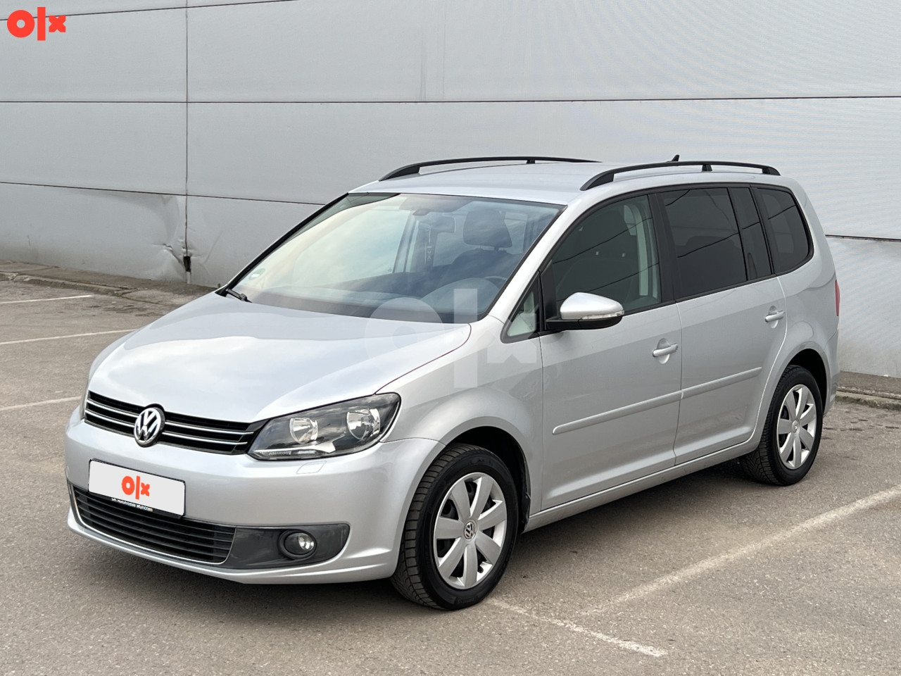 VW Touran 1.6 TDI *NAVI*Grijanje sjedišta*Park senzori*