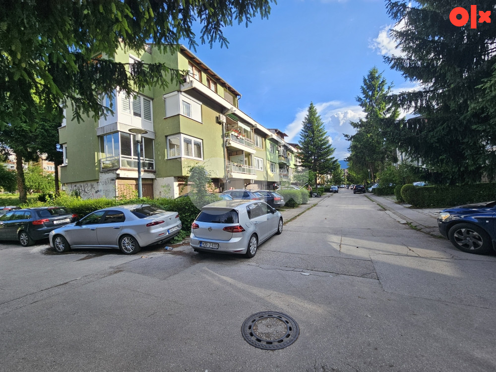 Stan Sarajevo - Novi Grad 62 m2 + Garaza 3