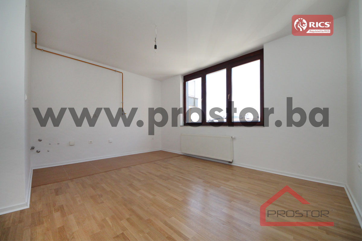 PROSTOR izdaje: Trosoban stan, 87m2, Vrtovi Sunca 2