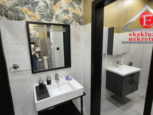 - CENTAR - Poslovni prostor površine 61m2 ID: 4251/ZP photo 3