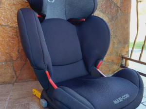 AUTOSJEDALICA OD 15-36 MAXI  COSI RODIFIX Airprotect TOP STANJE