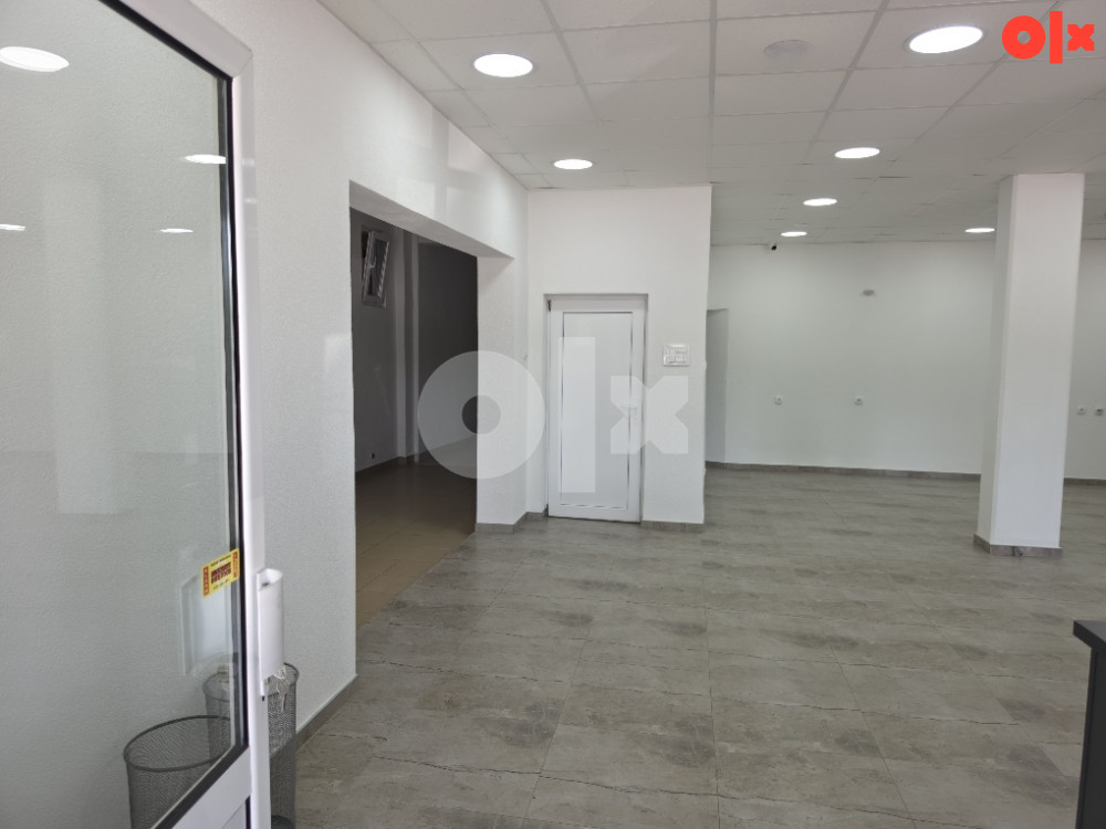 Lokal 140m2 Bijeljina izdavanje atraktivna lokacija photo 4