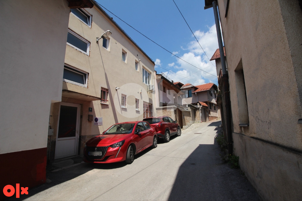 Trosoban stan | 85 m2 | Stari Grad 15