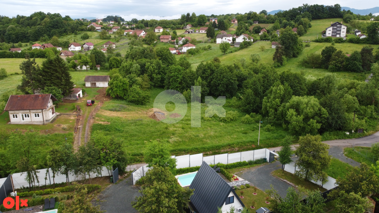 Zemljište HUSINO Tuzla 3000m2 KUCA VIKENDICA GRADJEVINSKO UZ VODU 3