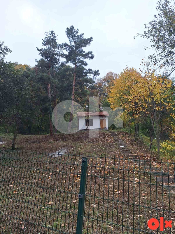 Zemljište Tuzla 890m2 2