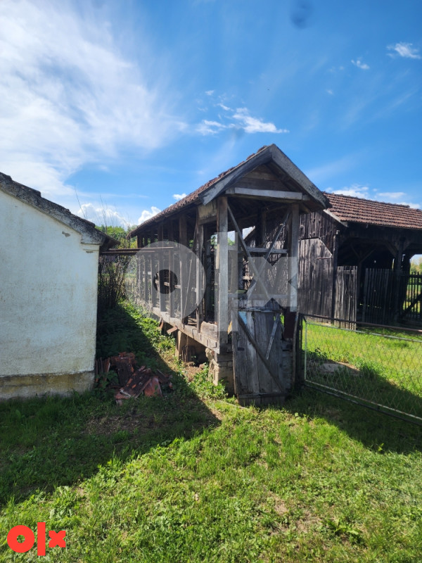 Kuća sa 6665 m2 zemljista Romanovci-Gradiška 3