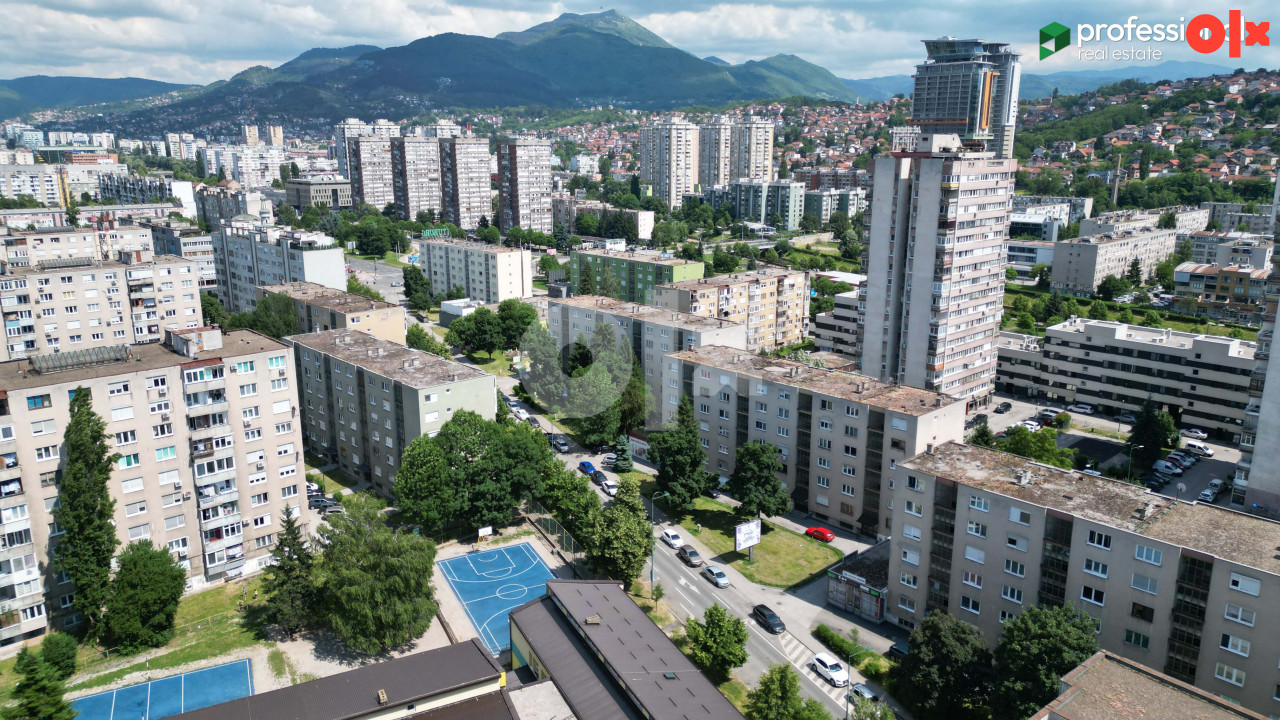 Renoviran dvosoban stan 54m2 Čengić Vila Novo Sarajevo