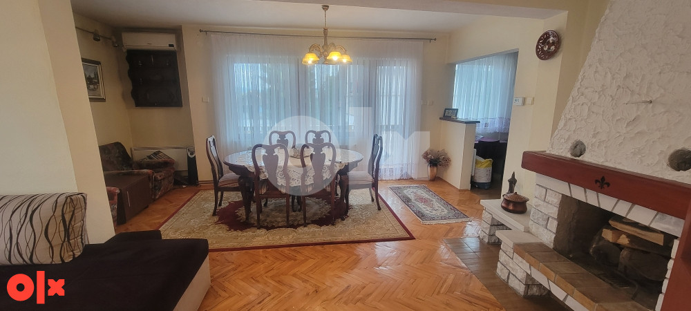 Izdaje se četverosoban stan 120 m2 ,Velešići,Parking, Kamin 3