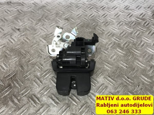 Brava GEPEKA Audi Q5 8R 2014 8R0827505