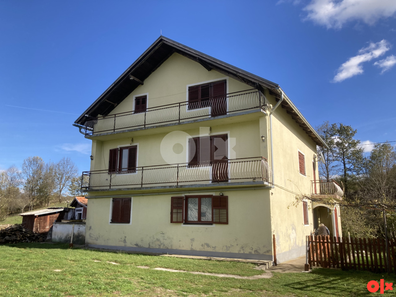 Zemljište Bosanska Krupa 90.000m2 3