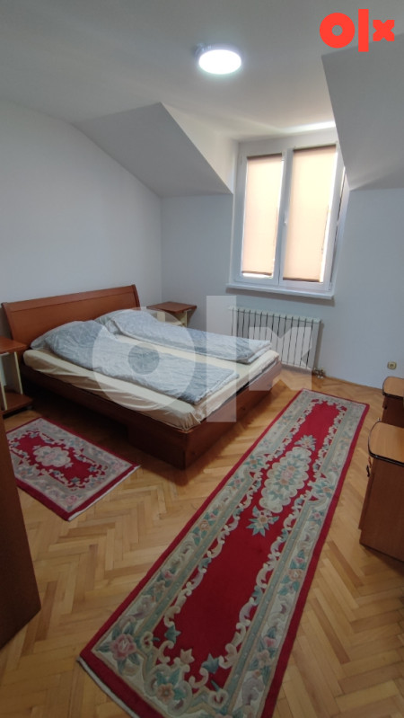 Centar Marijin Dvor četvorosoban namješten stan 14