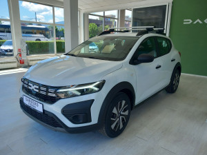 Dacia Sandero Stepway Essential 1.0 TCE 90 2025