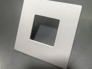 Ručkica za namještaj 90x90mm Alu Siva