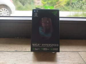 Razer Naga V2 HyperSpeed MMO gaming miš 19 tipki Wireless