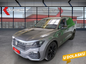 VW Touareg 3.0 TDI DSG 4Motion R-Line LUFTFEDERUNG IQ.LIGHT 286KS