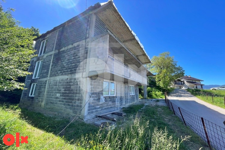 Zemljište sa nezavršenim stambenim objektom, Rajlovac, Zabrđe 3