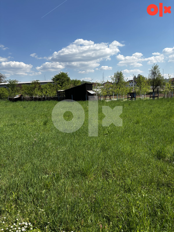 Zemljiste Trn 1292 m² – další