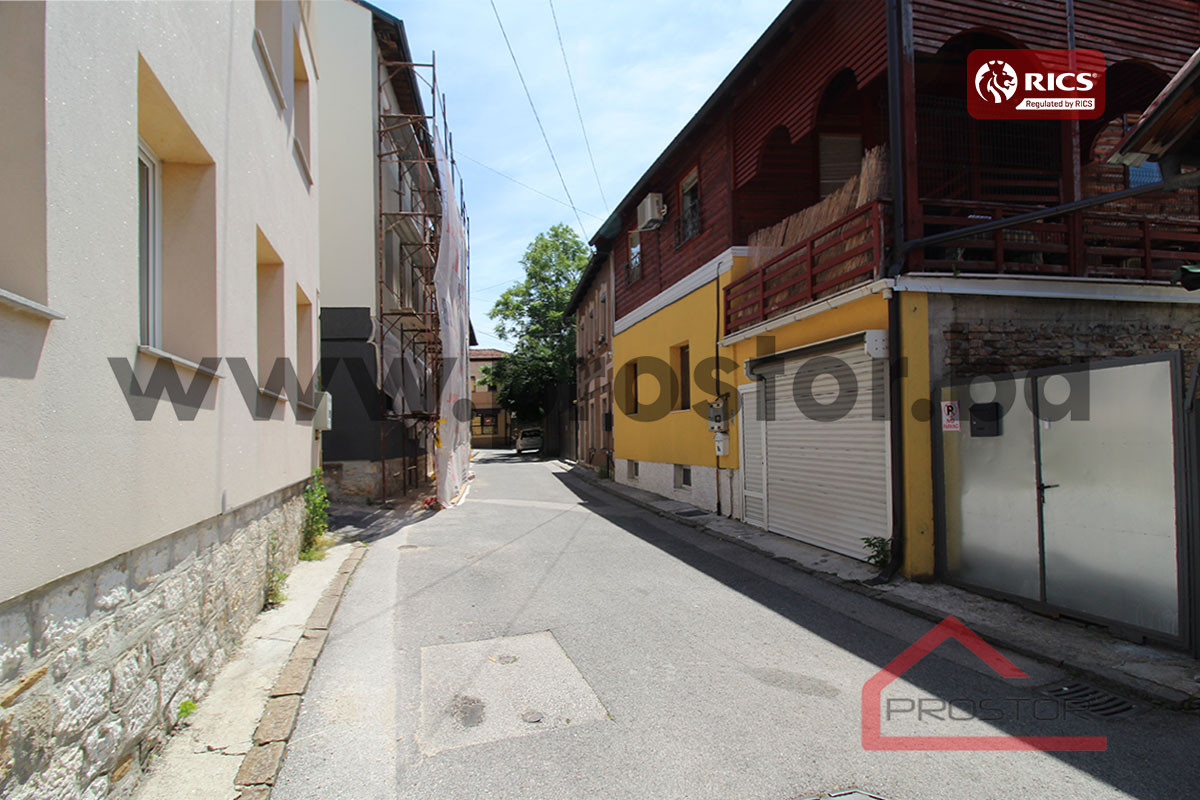 PROSTOR prodaje: Trosoban stan, Bjelave, Centar 18