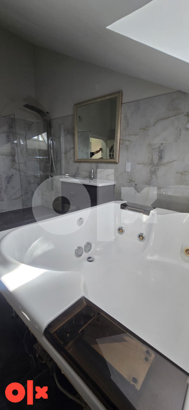 Lux trosoban stan u centru ,Modrica 125m2 3