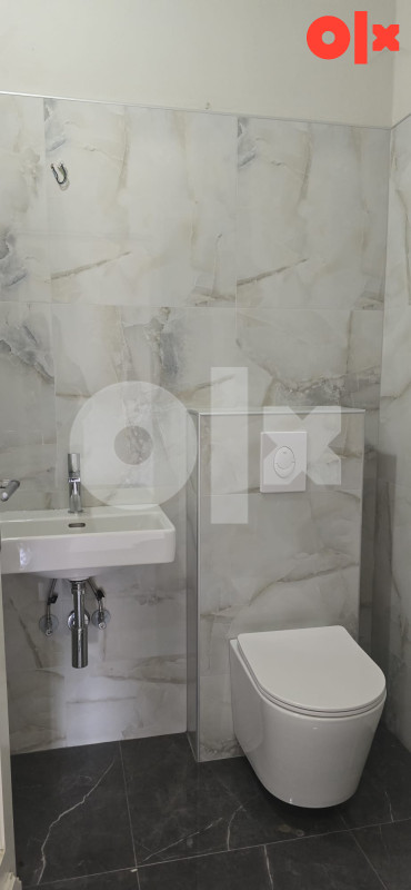 Lux trosoban stan u centru ,Modrica 125m2 5