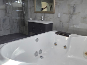 Lux trosoban stan u centru ,Modrica 125m2 photo 3