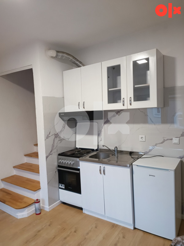 Izdaje se dvoetažni stan Šip/Bare Sarajevo - Centar - Więcej