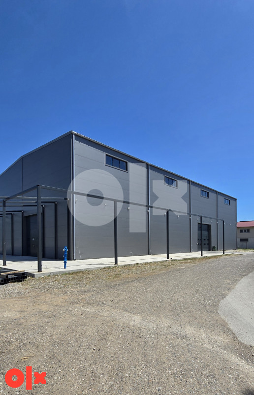 Izdajem ,Nov, viskoregalni skladisni prostor,Modrica ,900m2