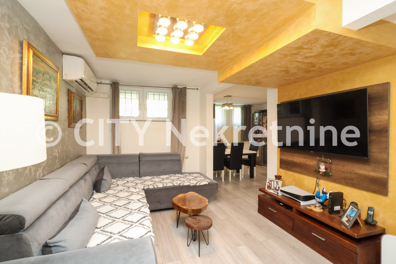 Trosoban adaptiran stan - Novi grad - Dobrinja 4 - 65 m2 2