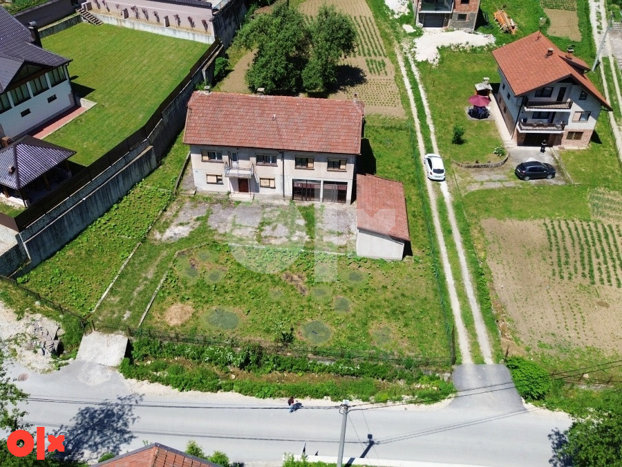 Kuća u Zenici, Luke, iznad Mokušnica (tri stambene jedinice) 2